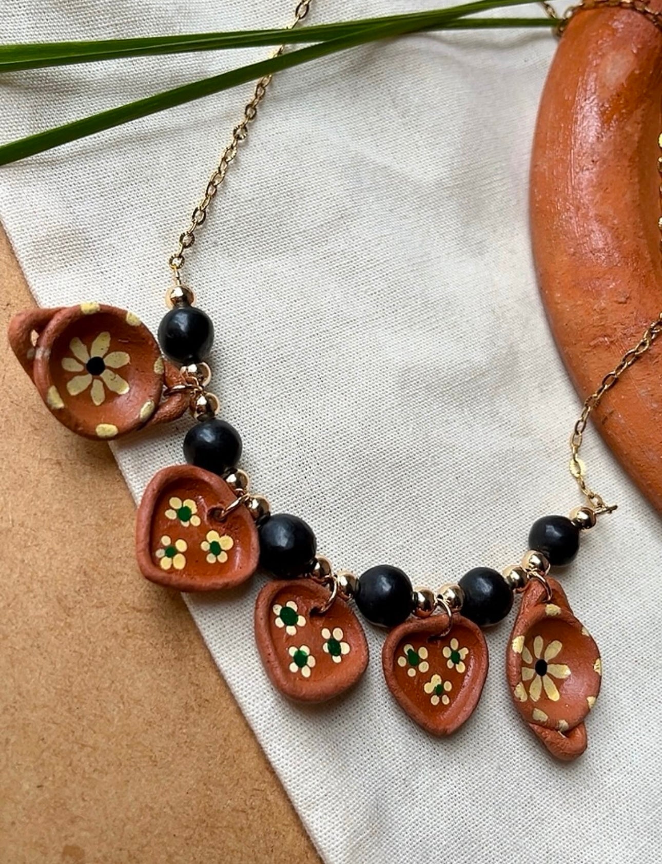 Clay Casseroles Necklace